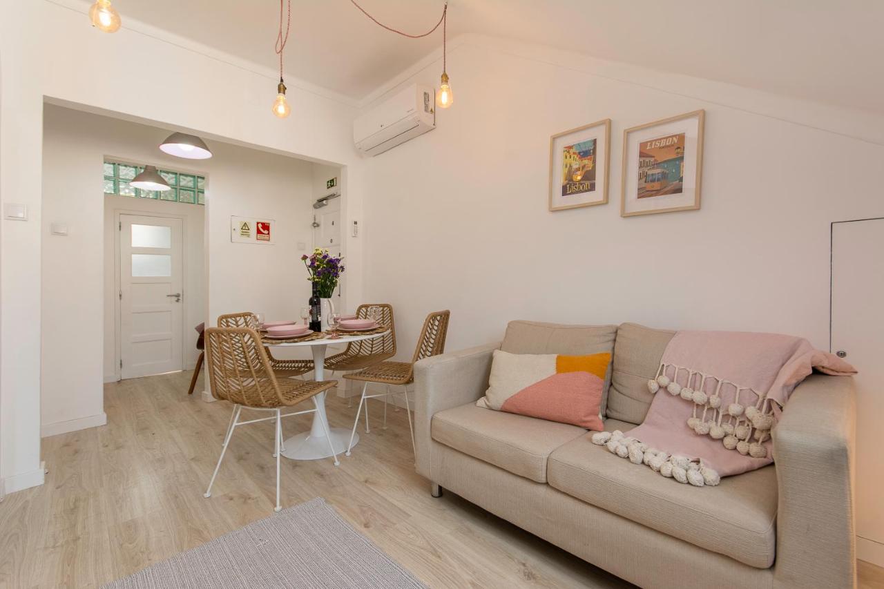 ליסבון New Bright And Cozy Apartment In Graca מראה חיצוני תמונה